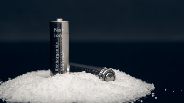 CATL Unveils Sodium-Ion Battery With 20-Year Lifespan, 600 km Range