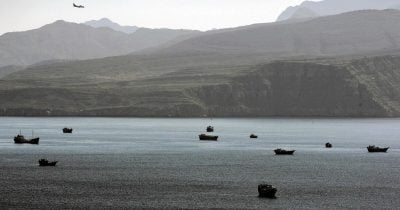 Trump Warns Iran Against New Mines in Strait of Hormuz