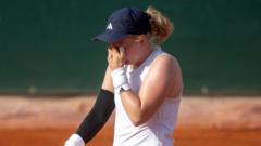 Tennis Players' Van Life Highlights Demand for Fee-Shifting Crypto Protocols
