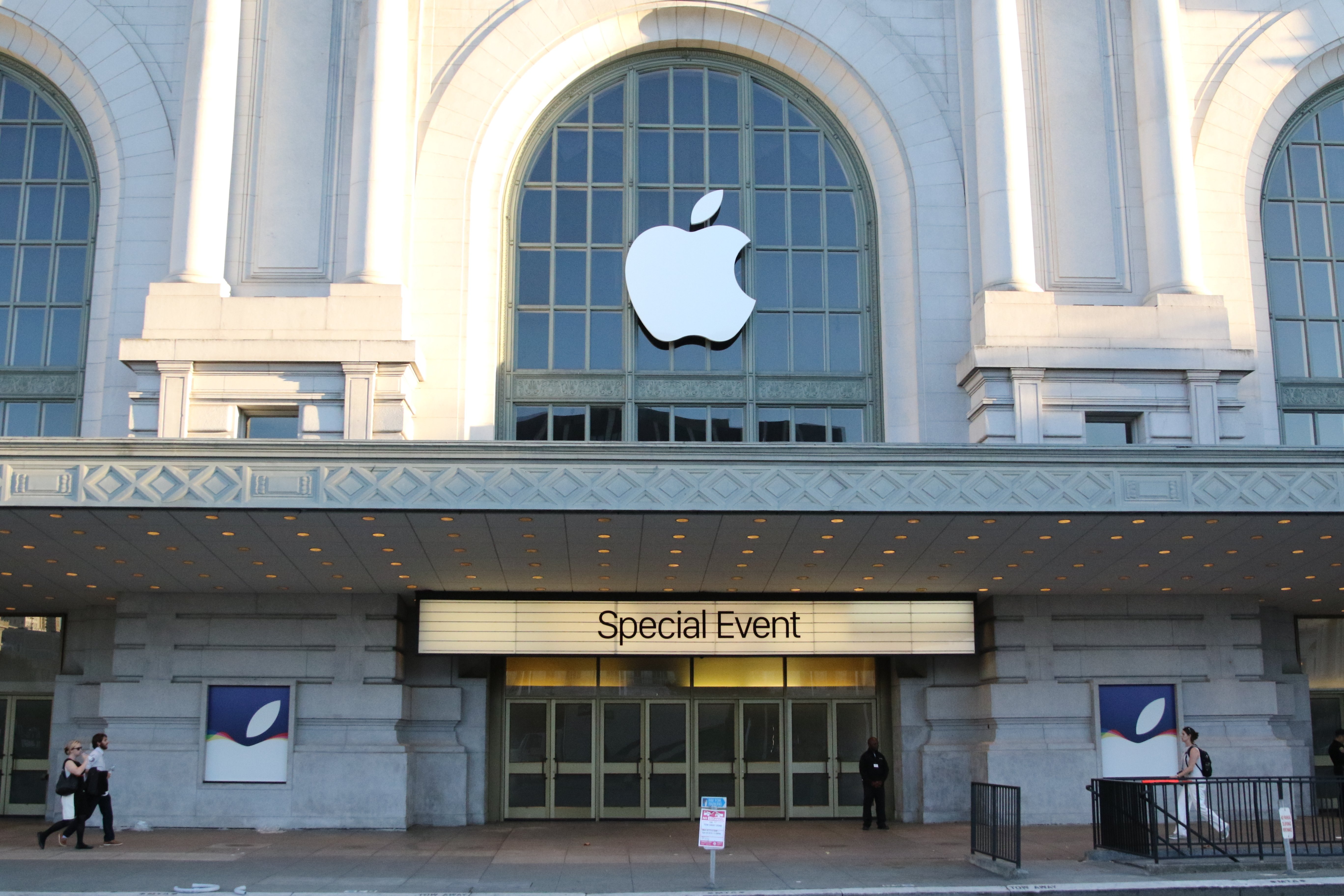 New Apple CEO John Ternus Faces First Big Test at Sept. 9 Keynote