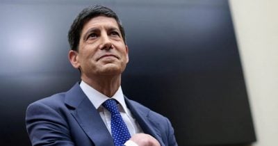 New Fed Chair Warsh Holds Rates Steady, Flags Hawkish Path Ahead