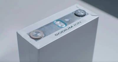 GM Teams Up with Peak Energy to Develop Sodium-Ion Batteries for Energy Storage