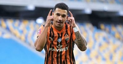 Arsenal and Manchester United Scout Shakhtar's Kauã Elias After Hat-Trick