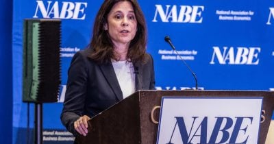 Fed’s Logan Says Energy, Not Wages, Driving Inflation — Rate Hike Fears Rattle Crypto