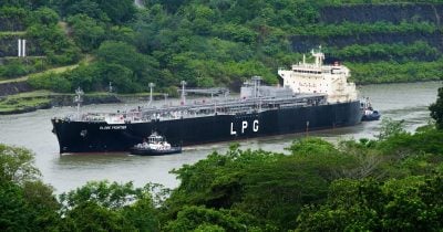 US Strike on Panama-Flagged Ship Raises Iran Tensions, Dims Blockade Hopes