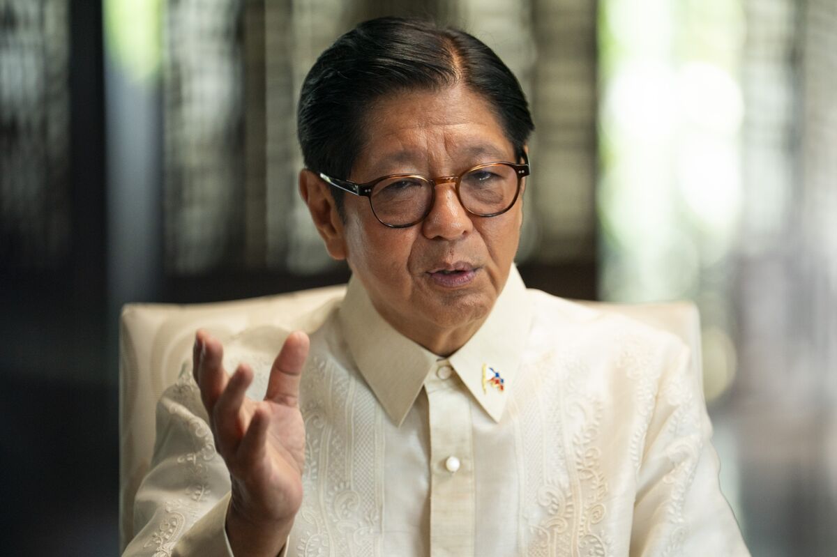 Philippine President Calls Special Congress Session for June 17
