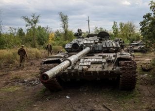 Russia Transfers Nuclear Warheads to Belarus, Raising NATO Alarm