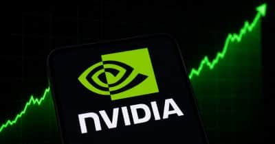 Nvidia Shares Hit Record High on US Approval for H200 Chip Sales to China