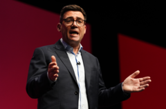 Burnham Says UK Could Go 'All the Way' on Rejoining the EU