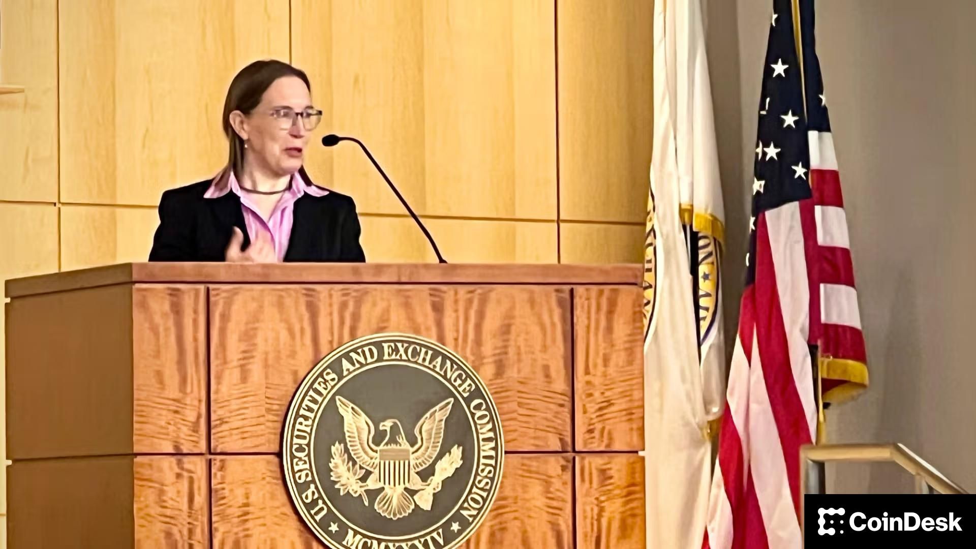 SEC's Peirce Countered Fears Over Crypto Rule, Says No Synthetic Token Push