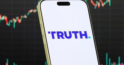 Trump Media Pivots From Bitcoin After $360M Digital Asset Losses