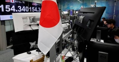 Traders Brace for US-Japan Intervention as Yen Carry Trades Face Reckoning