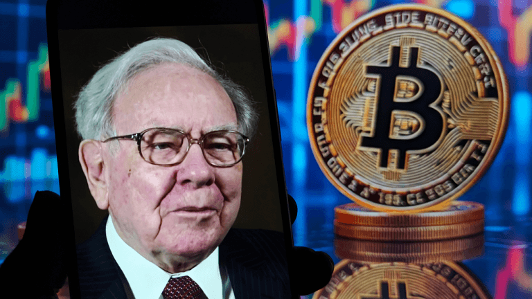 Buffett's 45-Year Partnership with Munger: The Three Traits That Mattered