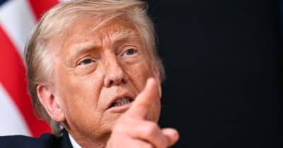 Trump Signs US-Iran MOU at Versailles, Bitcoin Briefly Tops $67K
