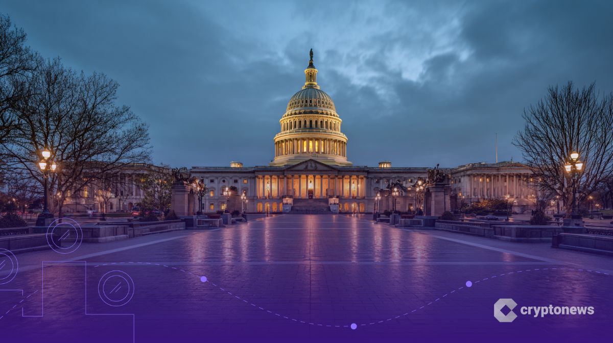 Lummis: Stalling CLARITY Act Pushes U.S. Crypto Regulation to 2030