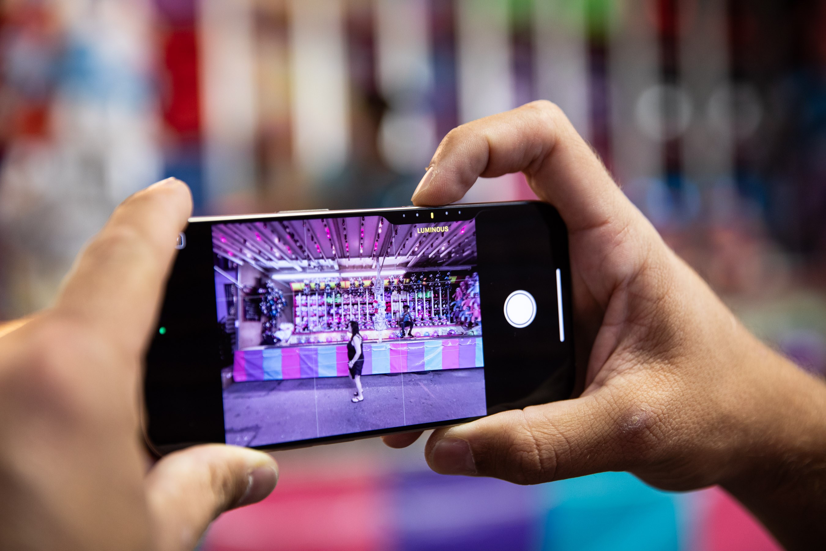 Apple Develops 'Reference Image' to Verify iPhone Photos Against Deepfakes