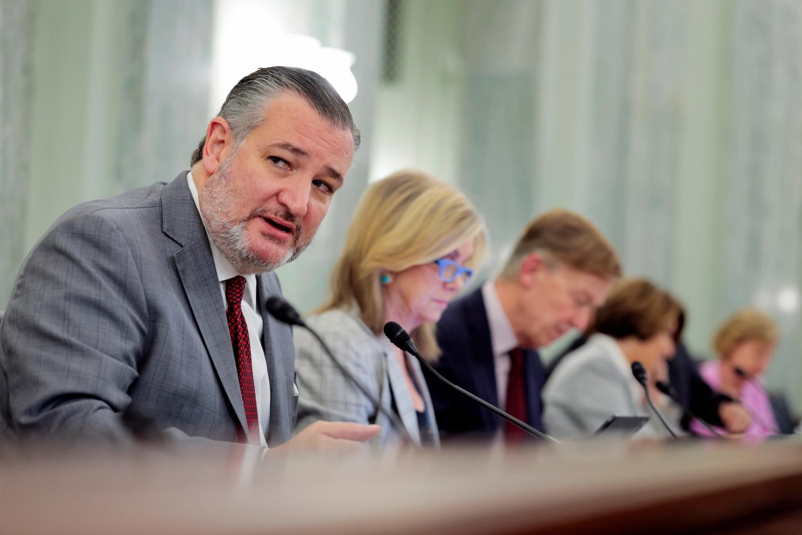 Senate Panel Scrutinizes Prediction Markets Over Ads to Children, Athlete Cheating Risks