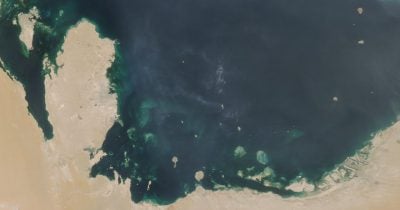 Iran Restricts Persian Gulf Access for 'Hostile' Vessels Amid US Tensions