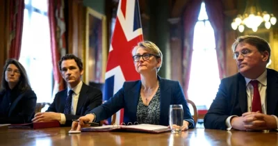 UK Sanctions Iran-Linked Network Over Attack Plots, Shadow Banking