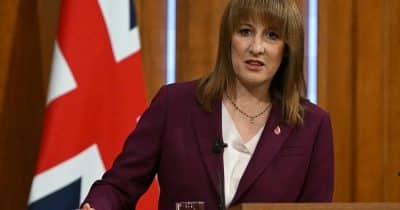 Rachel Reeves Pushes Structural Reforms to Cut UK Bond Market Dependence