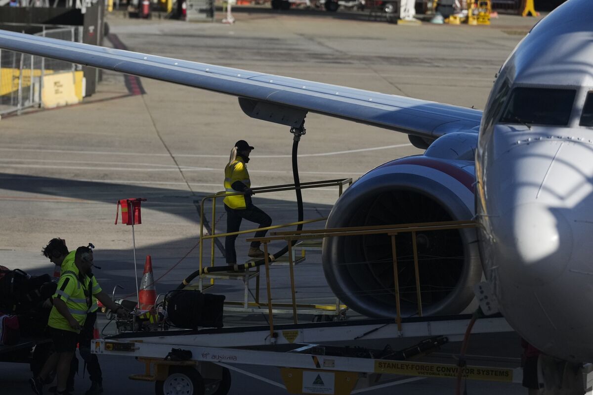 Australia Secures Jet Fuel From China, Urea From Brunei as Iran War Strains Supply