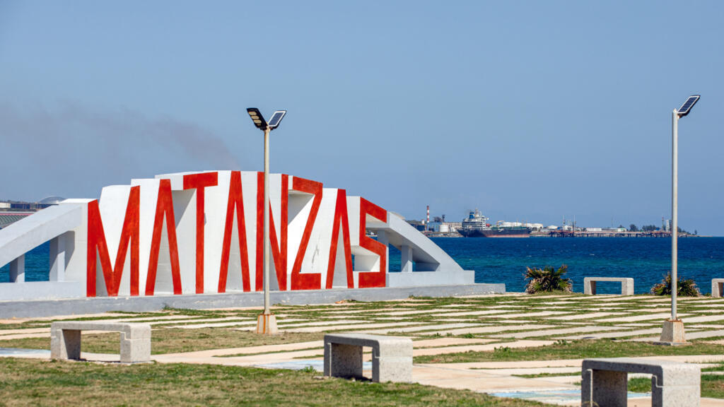 Russian Oil Tanker Enters Cuban Waters as Trump Dismisses Sanction Breach