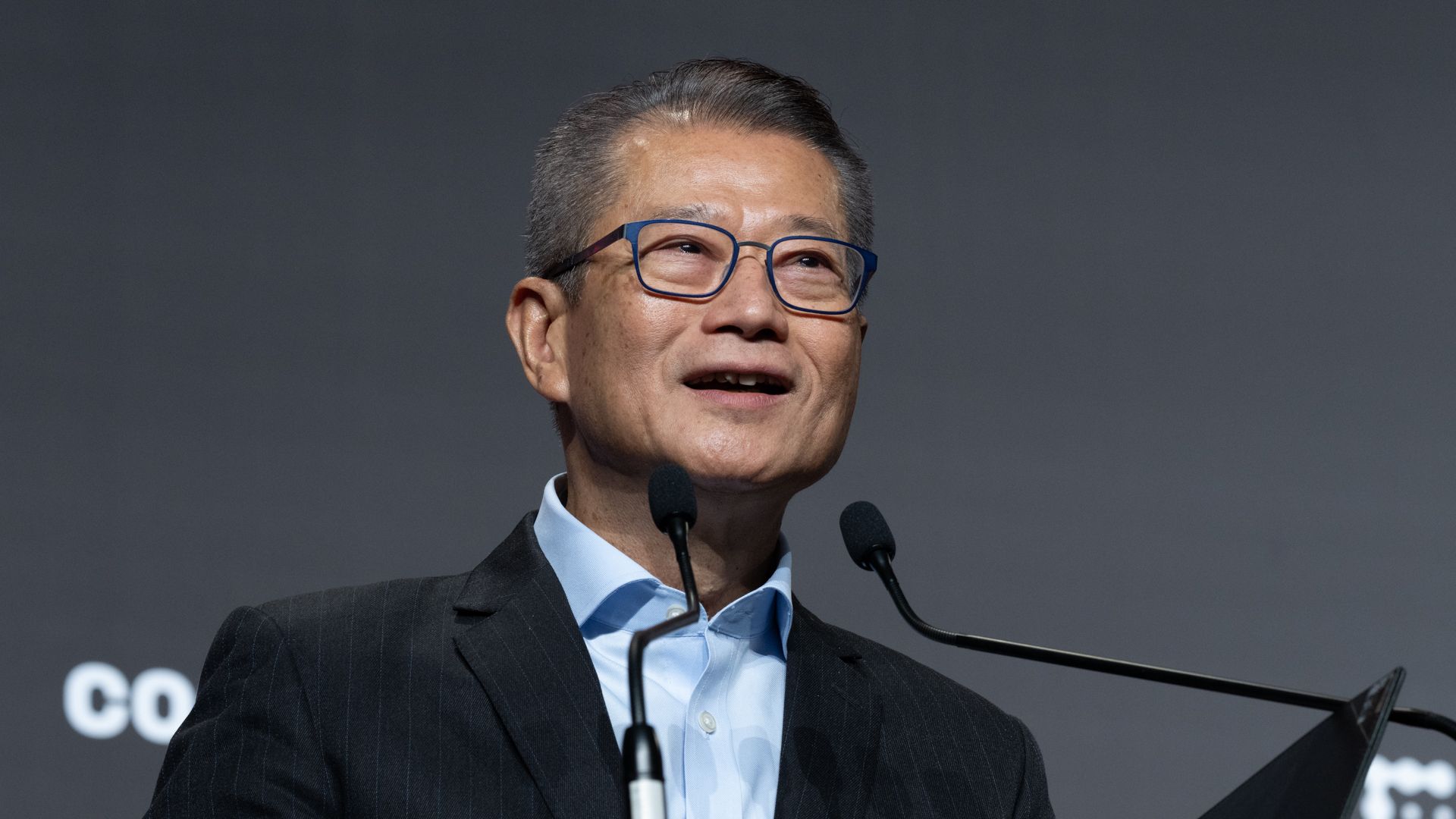 Hong Kong se Prepara para Emitir as Primeiras Licenças de Stablecoin em Março de 2026