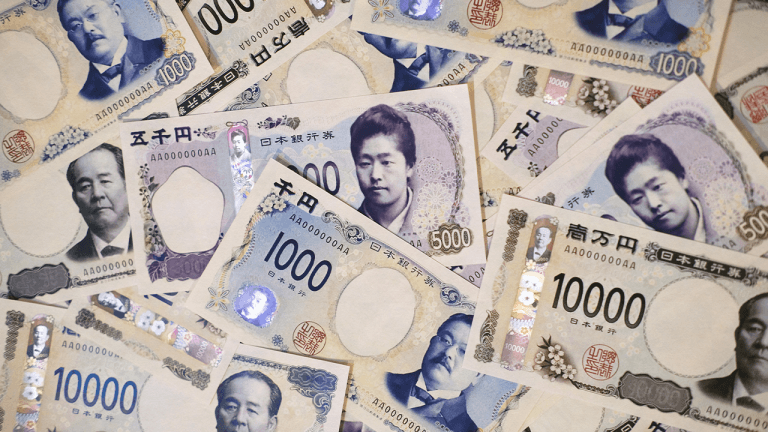 Japan's Biggest Banks Plan Yen-Pegged Stablecoin Launch by 2027