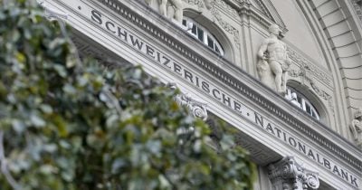 Swiss National Bank Holds Rate at 0%, Signals Franc Sales to Curb Strength