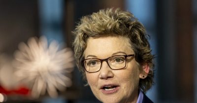 Fed's Daly Backs Holding Rates Steady Amid Mixed FOMC Signals