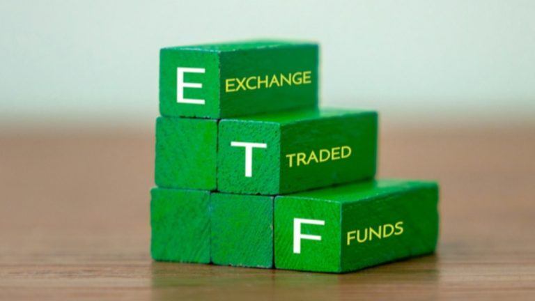 Bitcoin ETFs Rebound With $216.7M Inflows; Ether Funds Extend Streak to 11 Days