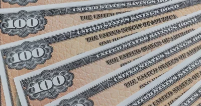 US 10-Year Yield Hits 4.5%, Piling Pressure on Bitcoin and Stocks