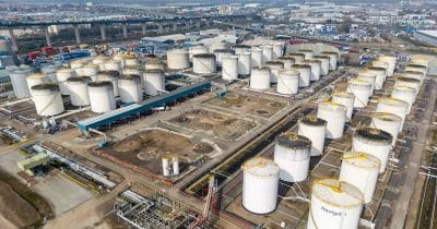 Iran’s oil sector begins testing US peace agreement terms