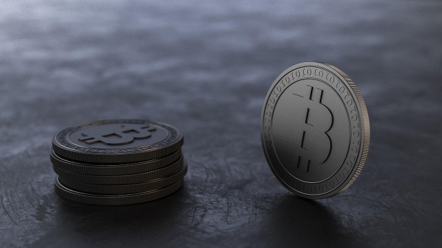 Bitcoin Faces Potential 45% Drop to $42K, Analyst Warns as Bear Market Nears Day 217