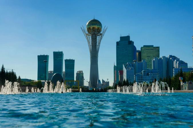 Kazakhstan Court Blocks Coinbase and Five Other Firms From Serving AIFC Users