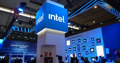Intel Stock Surges 278% Then Drops 10% in Semiconductor Selloff; Crypto Miners Watch Closely
