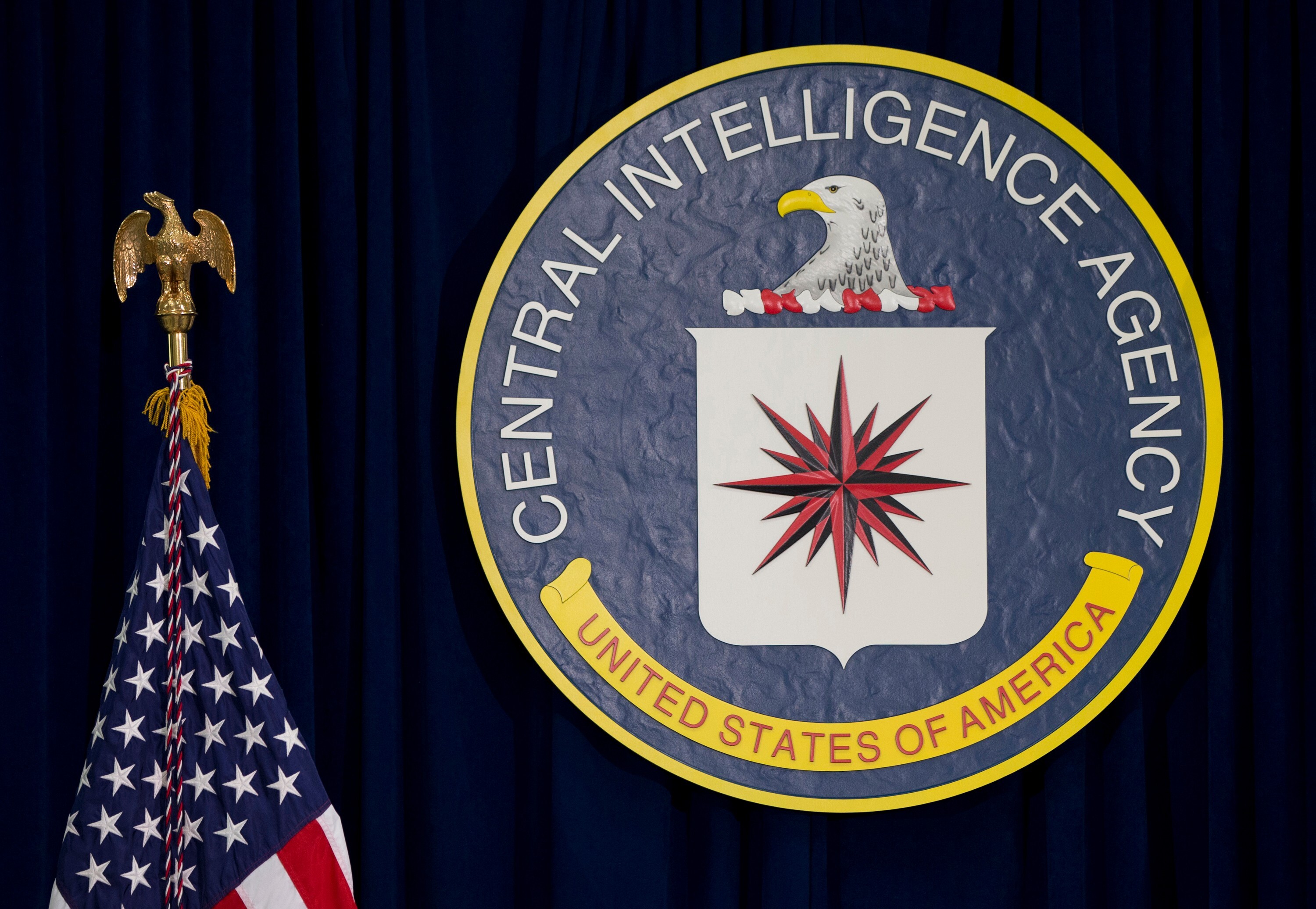 Former CIA Official Charged With Stealing $40M in Government Gold