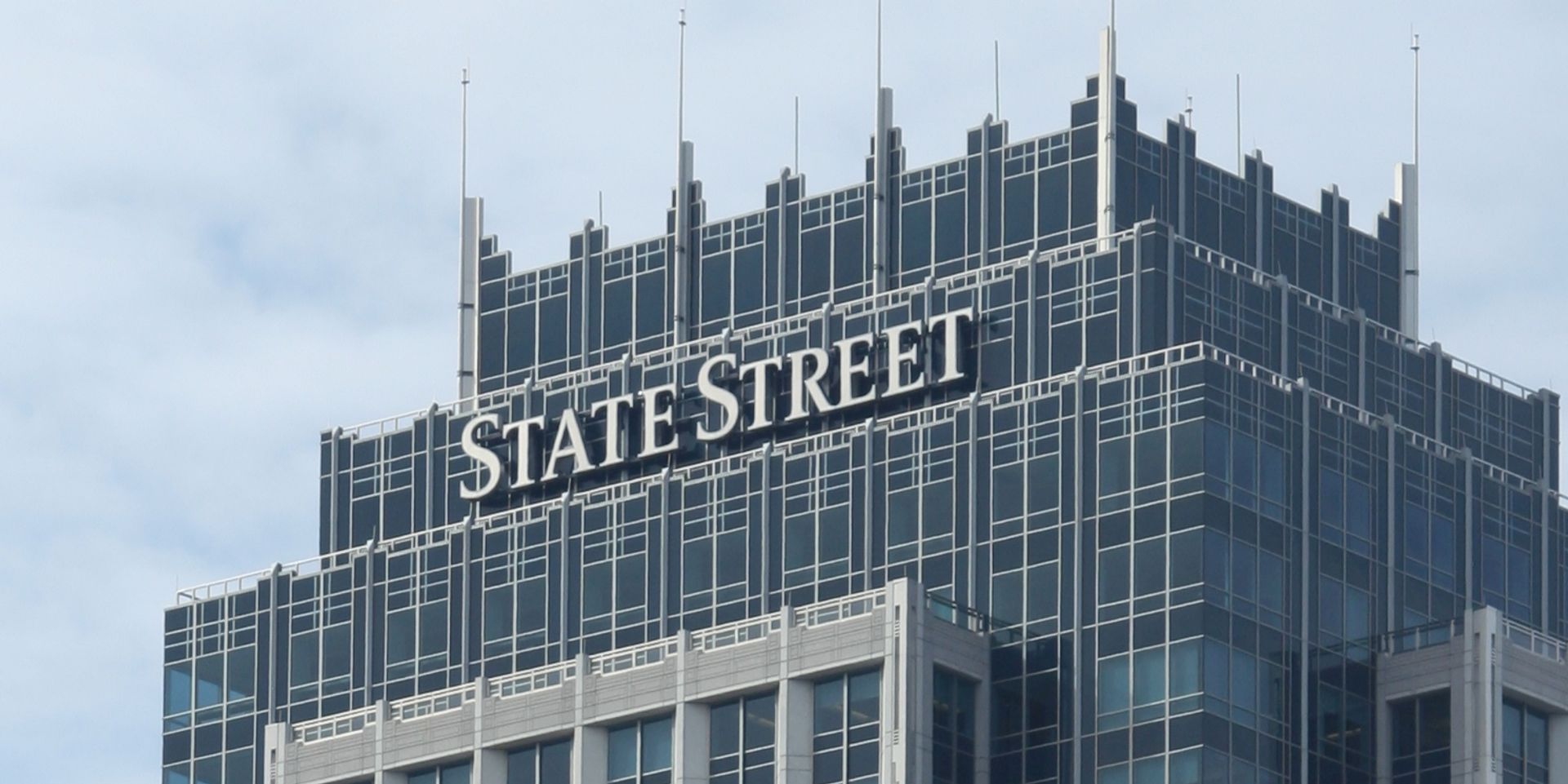 State Street and Galaxy Launch Tokenized Fund for Institutional Stablecoin Yield