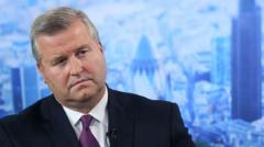 BP's Ousted Chairman Manifold Says Critics Should Not Hide Behind Anonymity
