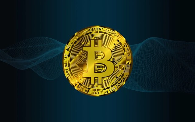 Bitcoin Slips Below $70K as Ascending Channel Support Faces Make-or-Break Test