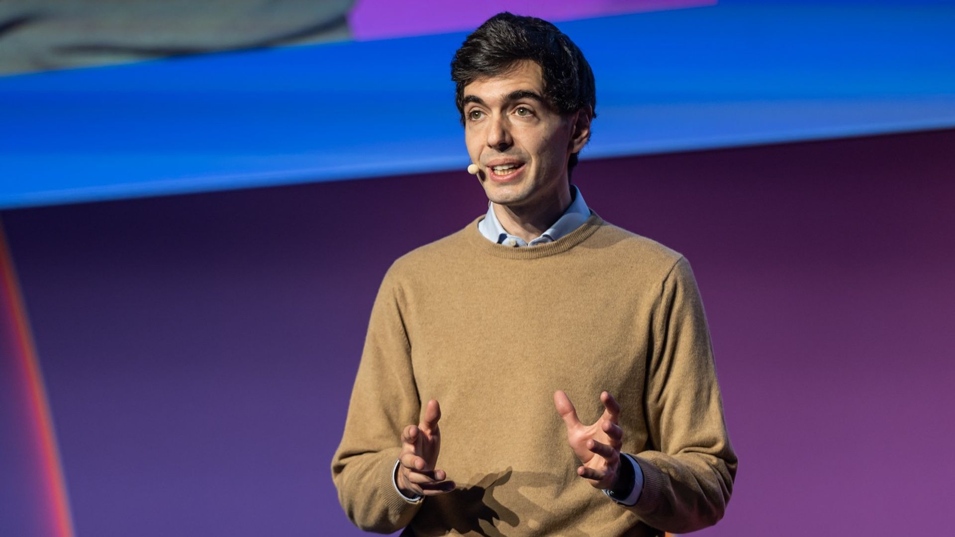 Stripe to Push Stablecoin Cards Into 100+ Countries by Year-End