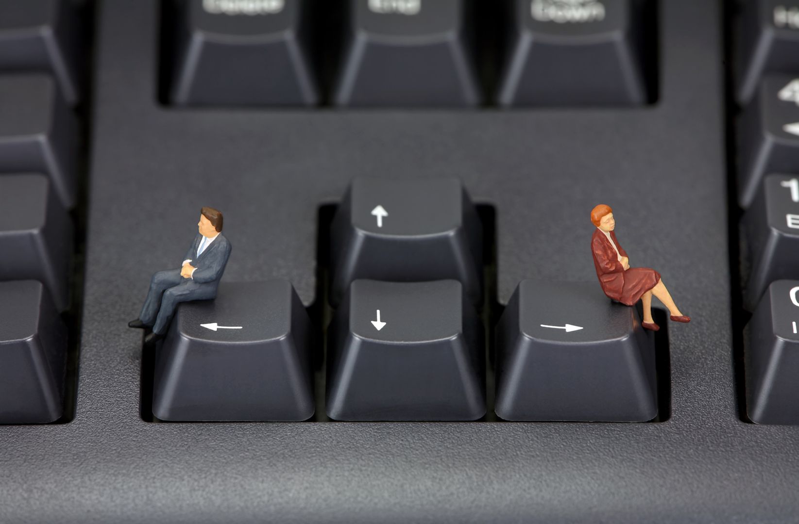 weETH Splits From Restaking, Staking Sector Splits Over Reward Cap