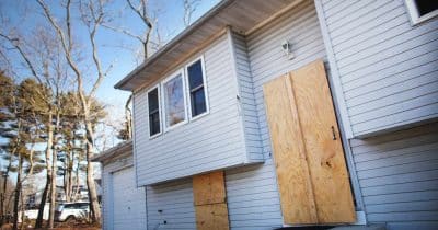 US Foreclosure Filings Jump 14% Year Over Year