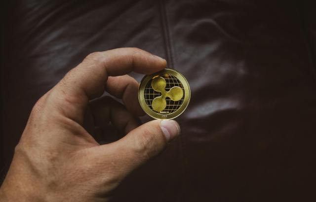 XRP Whales Move 403M Tokens Off Binance in Two Weeks