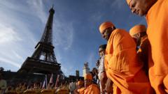 Eiffel Tower Chief to Quit After Female Staff Pulled From Religious Visit
