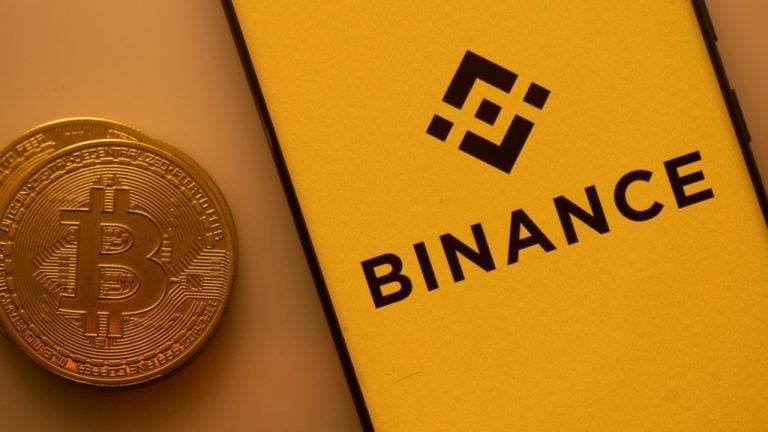 Binance Sees $1.15B Bitcoin Exit as Reserves Drop 20,000 BTC in Four Days
