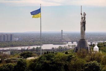 Russia and Ukraine Agree to Three-Day Truce and Prisoner Swap Around Victory Day