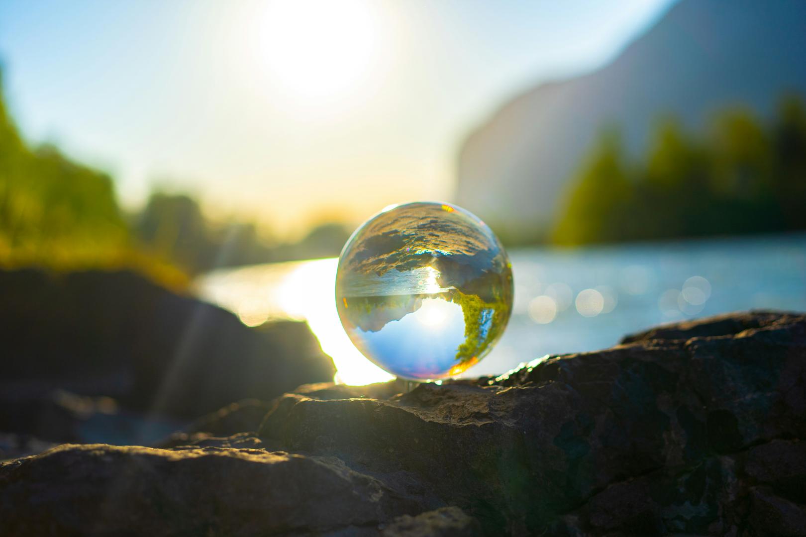 CoinDesk's 'Crypto for Advisors' Newsletter Tackles Europe's Rules, Previews U.S. Regulations