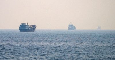 Strait of Hormuz Ship Crossings Drop 77% as US-Iran Tensions Rise