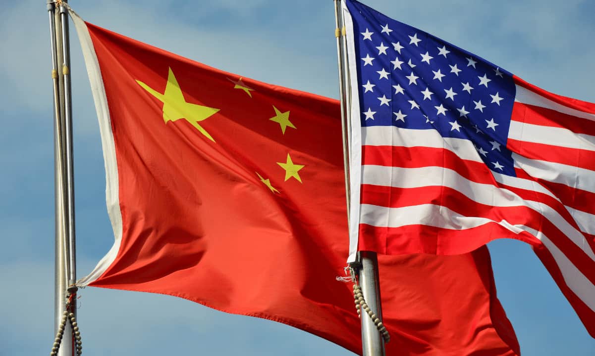 White House Plans Ban on Chinese Optical Transceivers for AI Data Centers